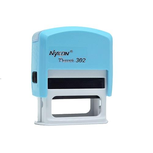 carimbo-automatico-nykon-power-302-azul-claro.jpg Carimbo Automático Nykon Power 302 Azul Claro – 38x14mm - Imagem 1